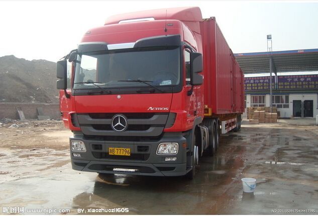 17.5米箱式货车